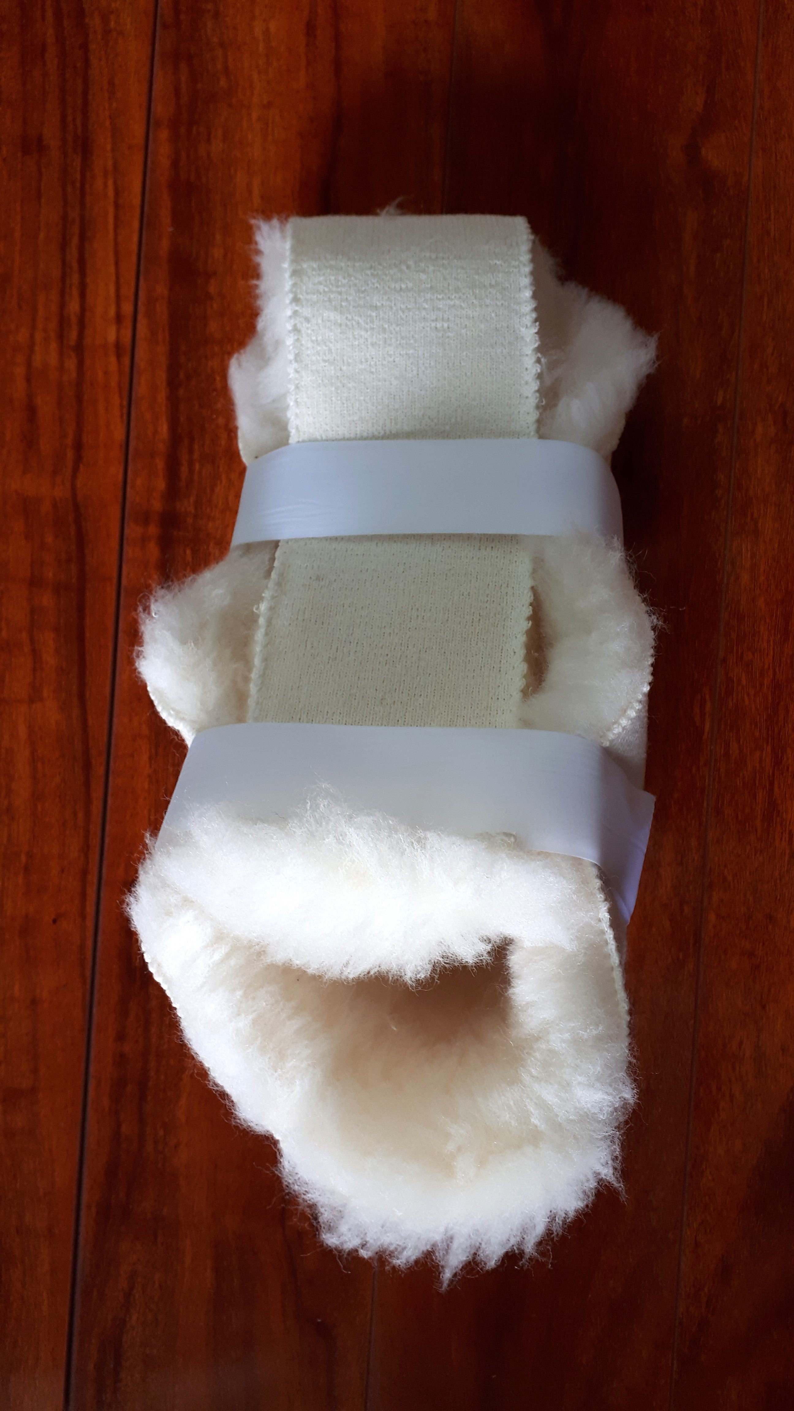 Sheep Wool Closed Foot Protector