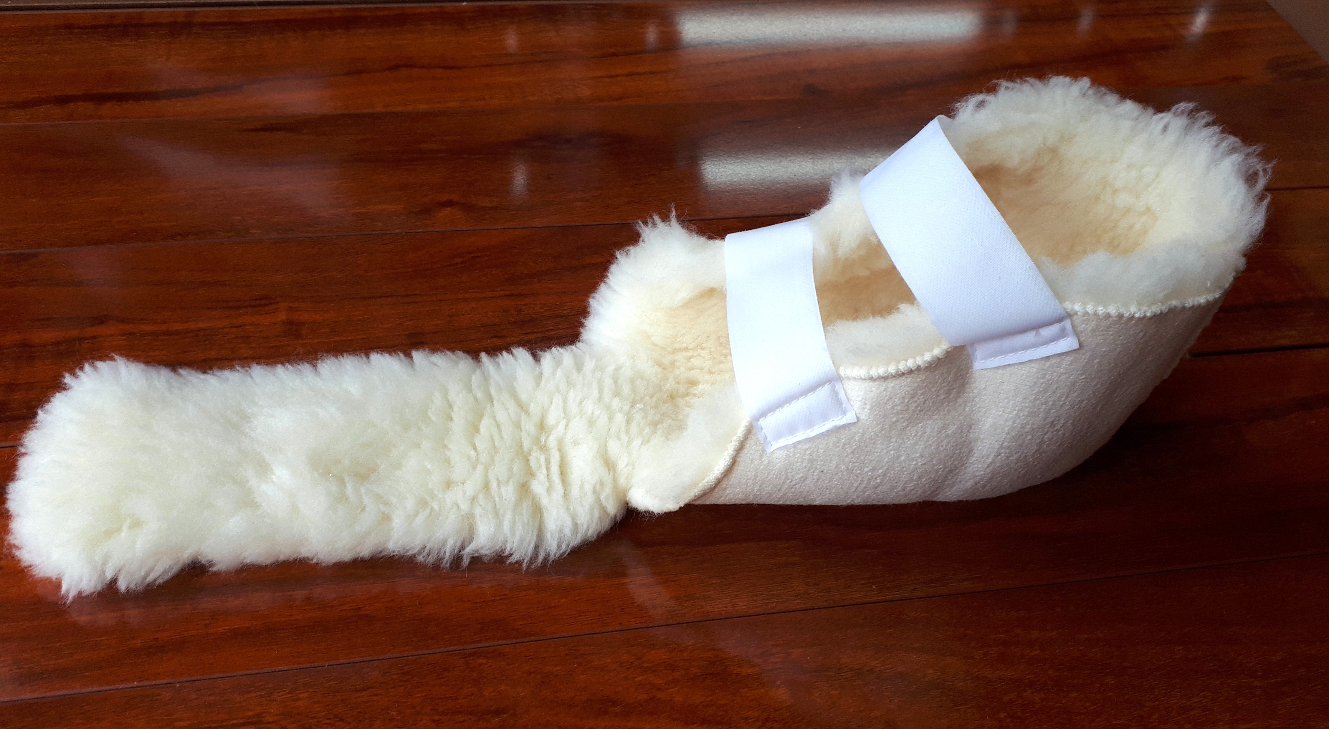 Sheep Wool Closed Foot Protector